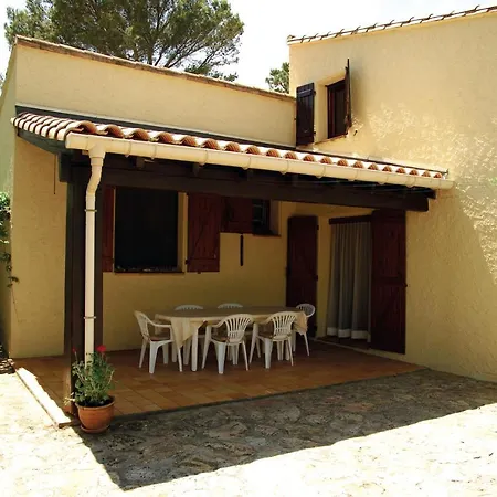 בית נופש Le Cers Ribaute