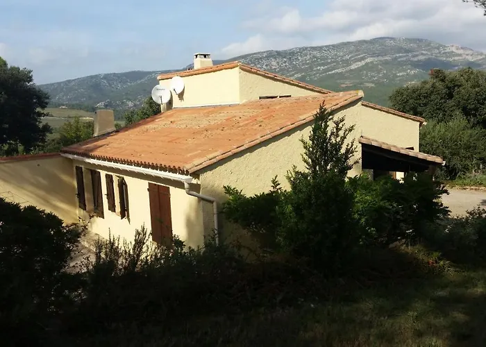 Feriehus Le Cers Ribaute